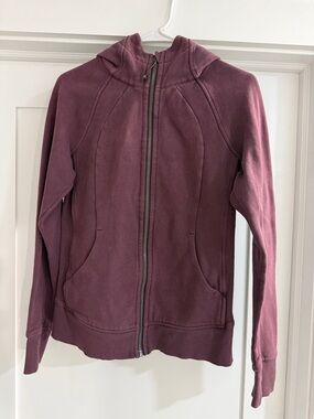 Lululemon Hooded/Full Zip Scuba Size 6